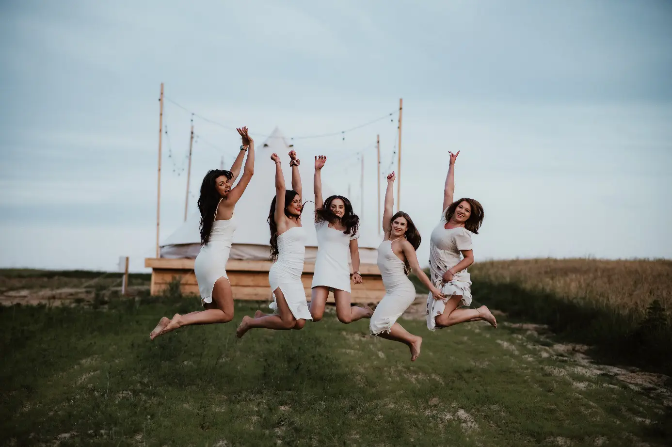 Kobiecy wyjazd i glamping w Zaczarowanej Furmance